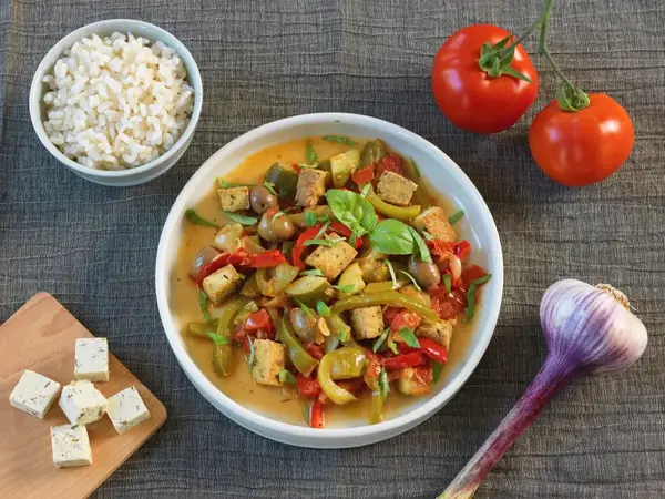 Tofu aux herbes façon basquaise